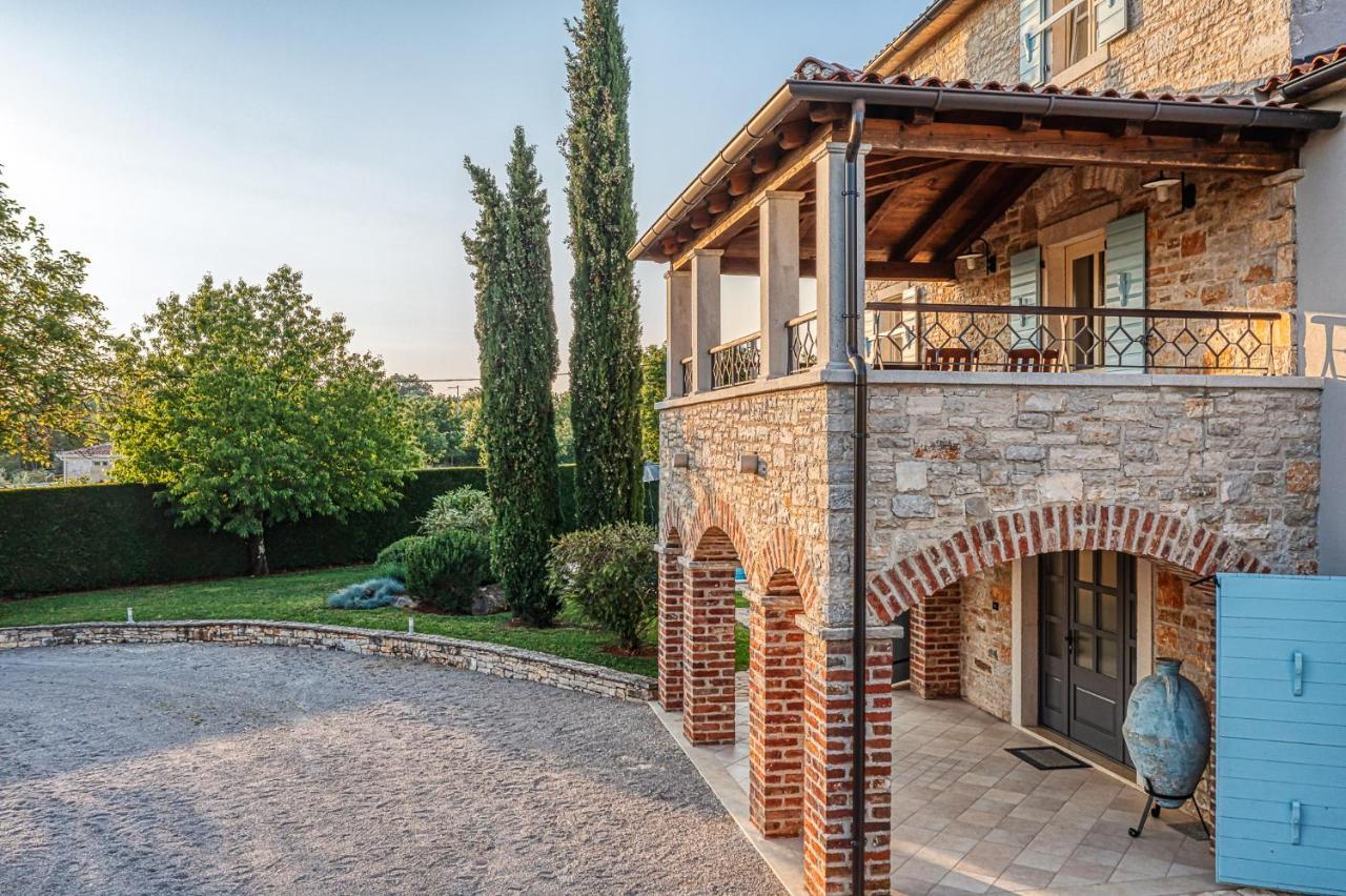 Villa Paolina With Hot Tub Вишнян Экстерьер фото