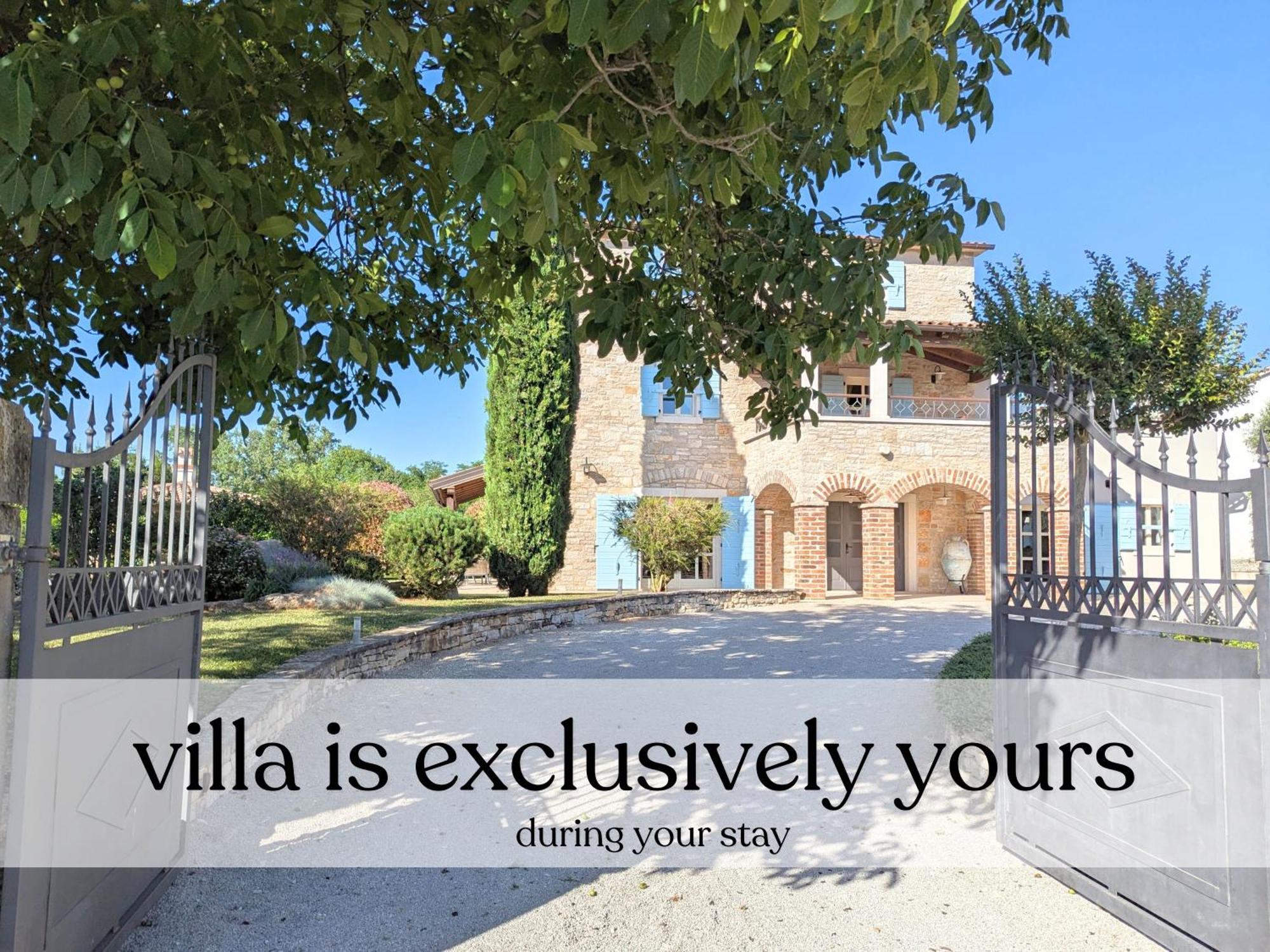 Villa Paolina With Hot Tub Вишнян Экстерьер фото